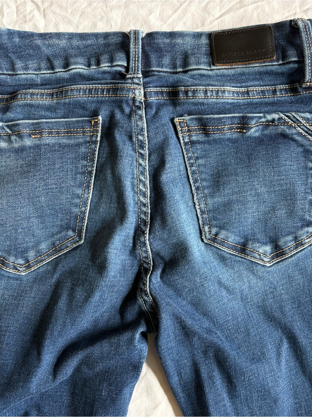 Women’s Blue Washed Slim Jeans - Picture 3 of 4